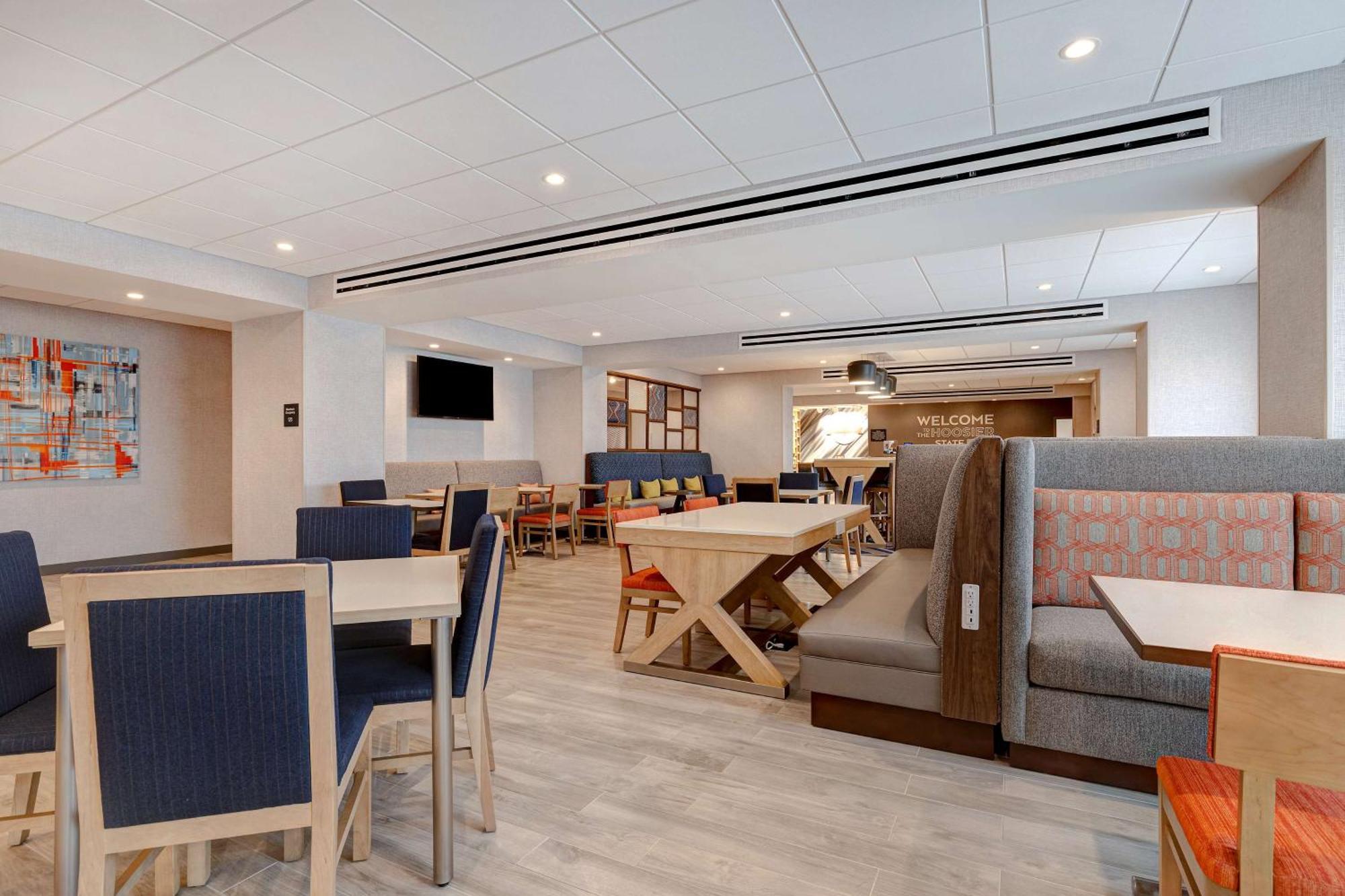 Hampton Inn Crown Point, In Ngoại thất bức ảnh